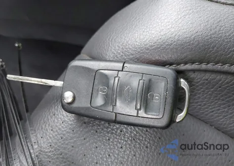 2007 Volkswagen Jetta 2.5 z USA, uszkodzony, nr VIN 3VWSG71K87M139522